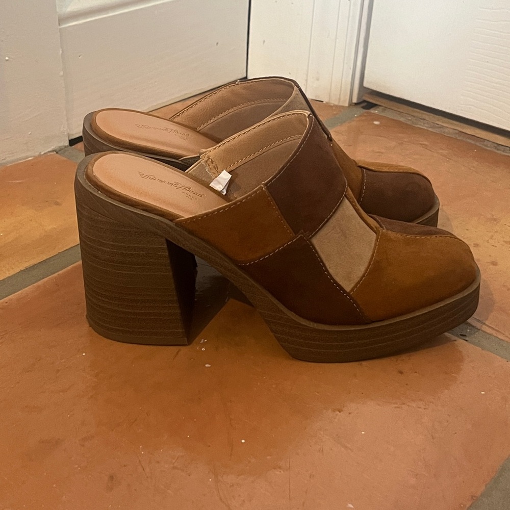 Universal Thread Multi-Tone Block Heel Mules - image 3